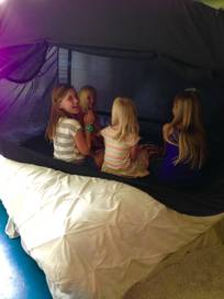 Review of Privacy Pop: a travel-friendly bed tent 3